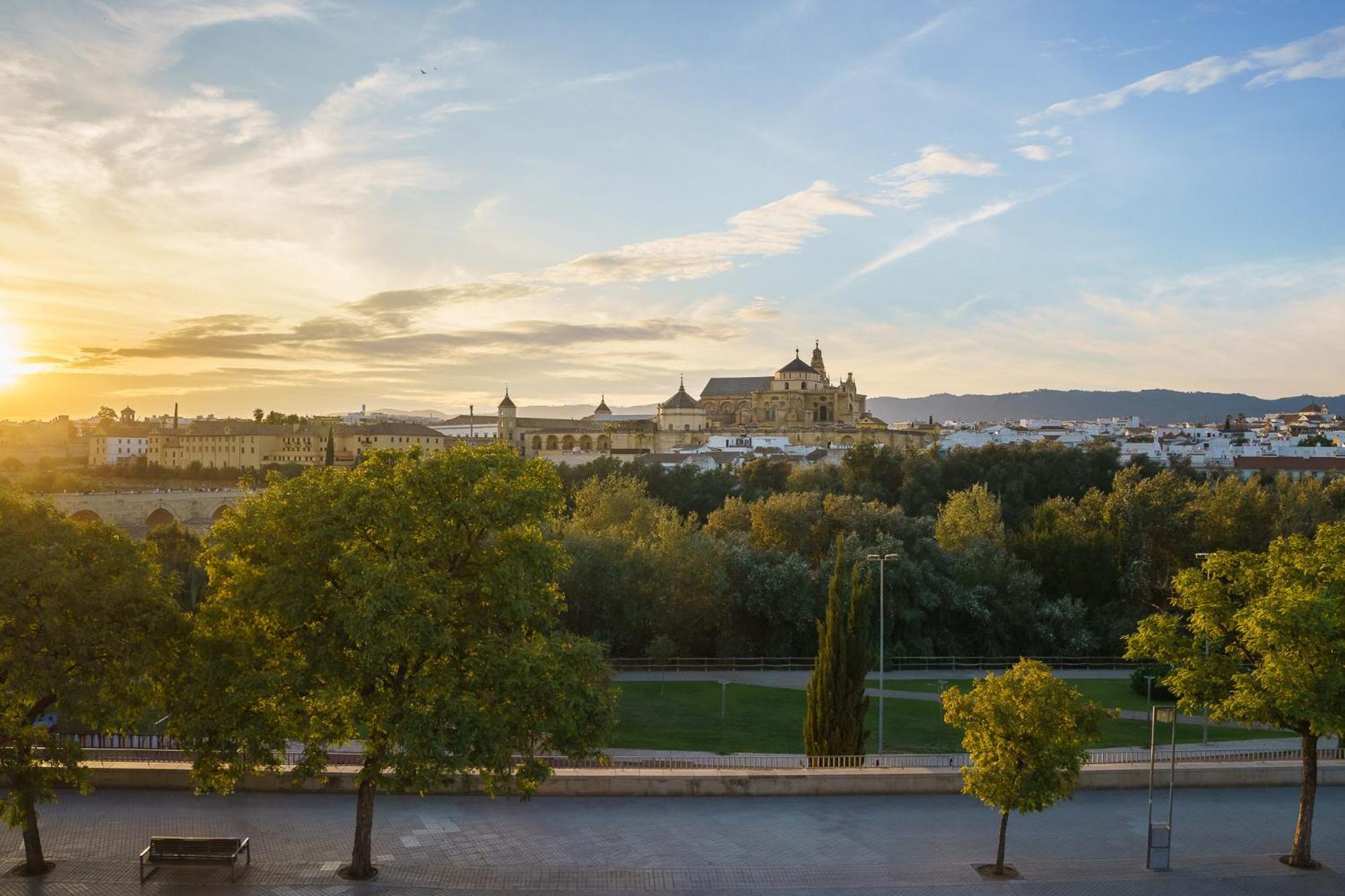 Tandem Torre De La Calahorra Apartment Cordoba Ngoại thất bức ảnh